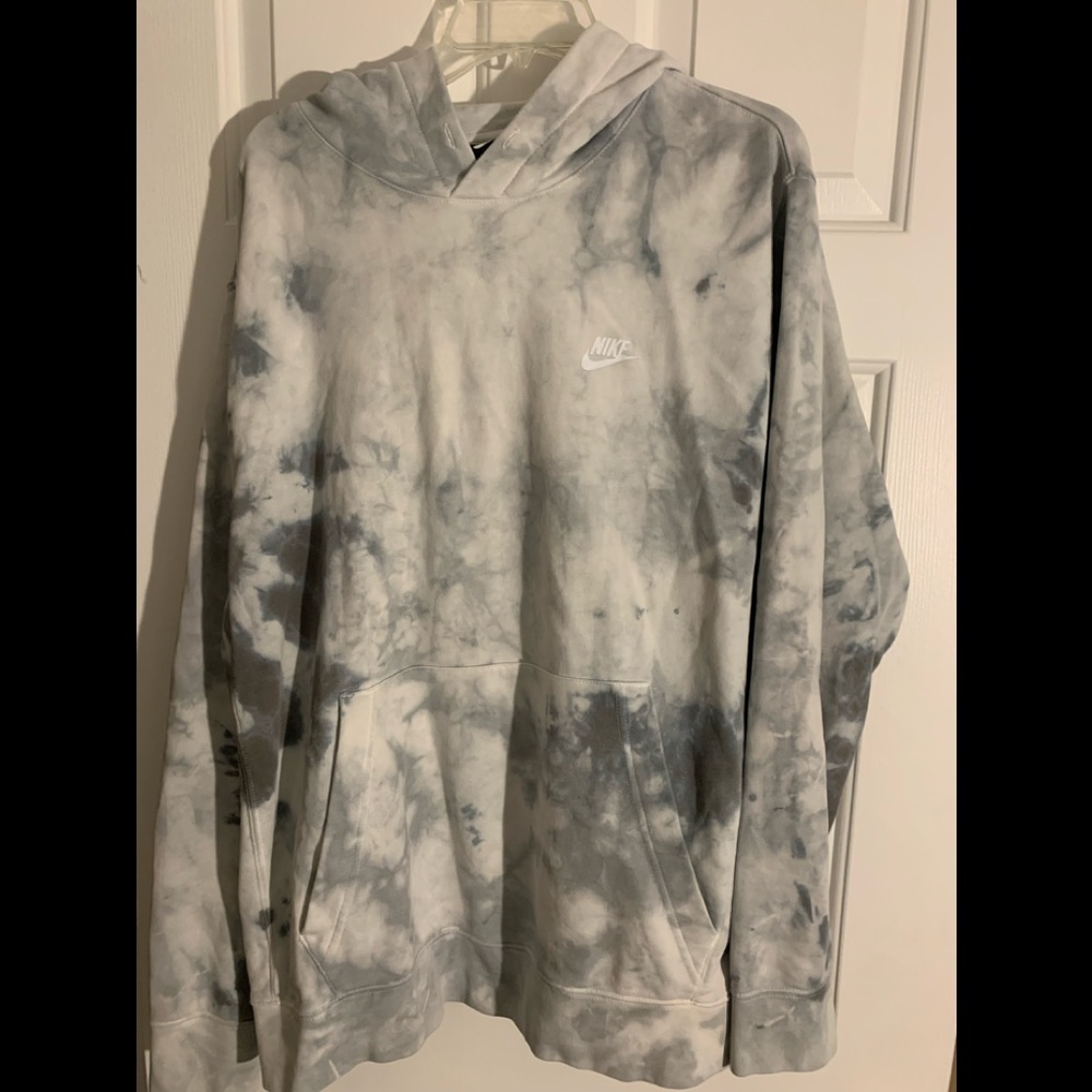 Nike Men’s Pullover Tye Dye Hoodie